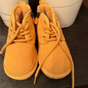 UGG Kids Boots in Vibrant Yellow